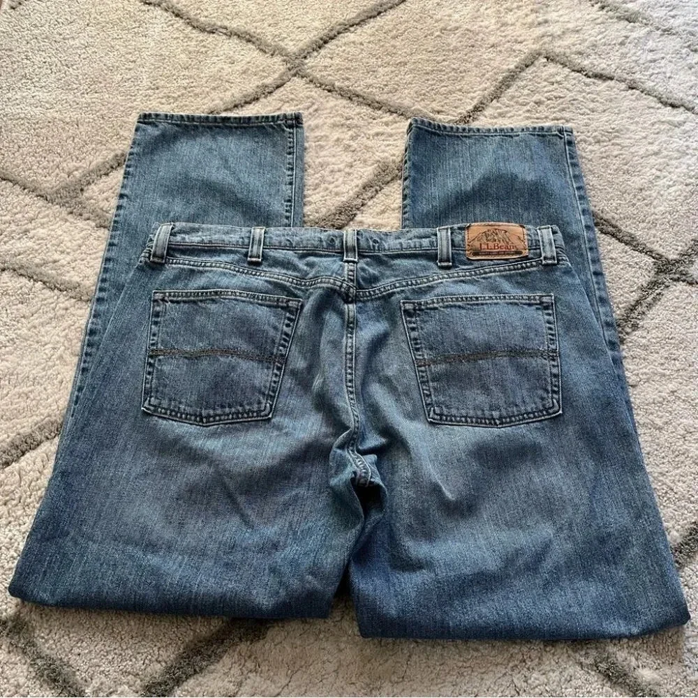 LL Bean jeans standard fit straight leg 40 x 34